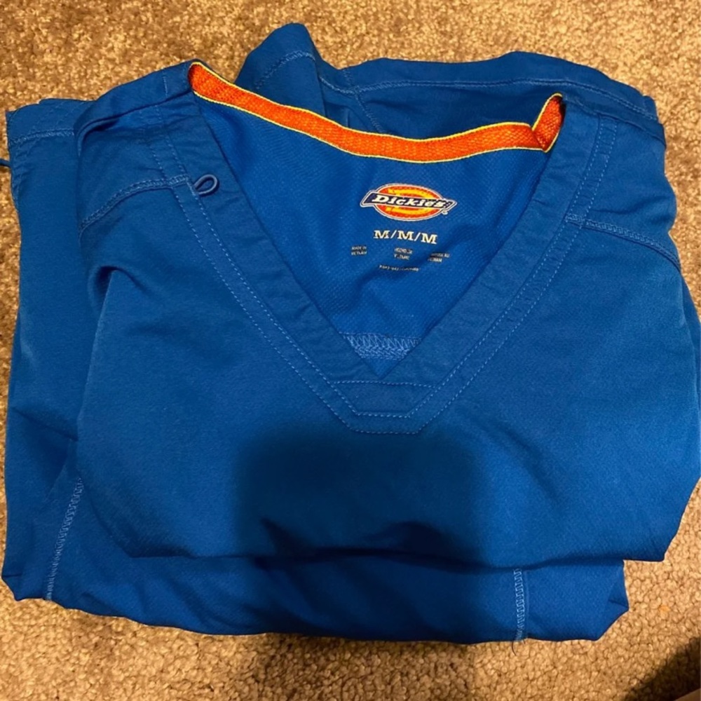 Dickies royal blue scrub set